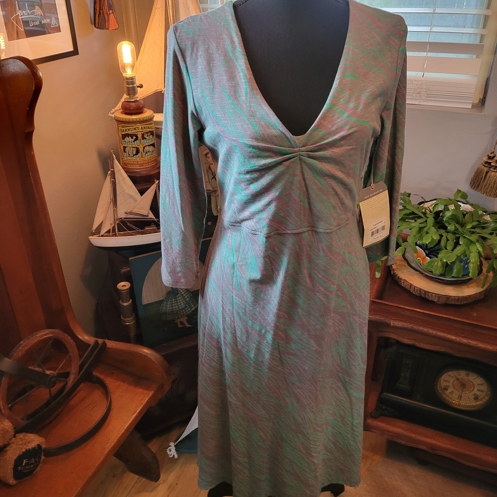 New Horny Toad Long Sleeve Dress in Gray and Green